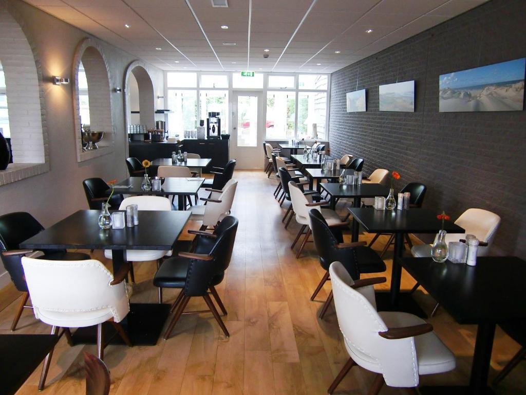Hotel Zeerust Texel De Koog  Exteriör bild